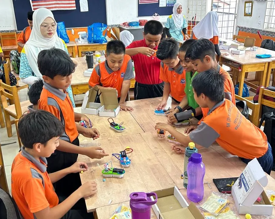 Kelas Robotik di SK(2)SAS(5) (1)