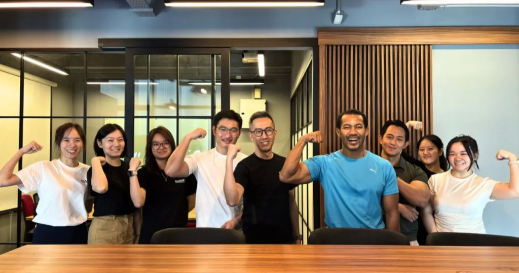 Husaini (3rd from right) with Shaiful Nizam and Dexter Lee.jpg