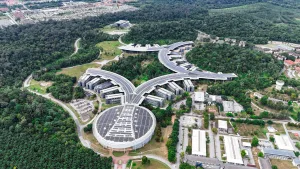 Gentari dan UTP Perkukuh Usaha Pensolaran Kampus